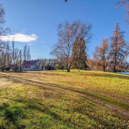 Wanaka Stone Cottage - Wanaka Holiday Home المظهر الخارجي الصورة